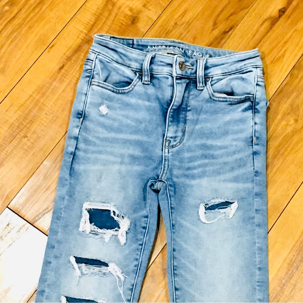 American Eagle Distressed Patch Light Wash Skinny… - image 7